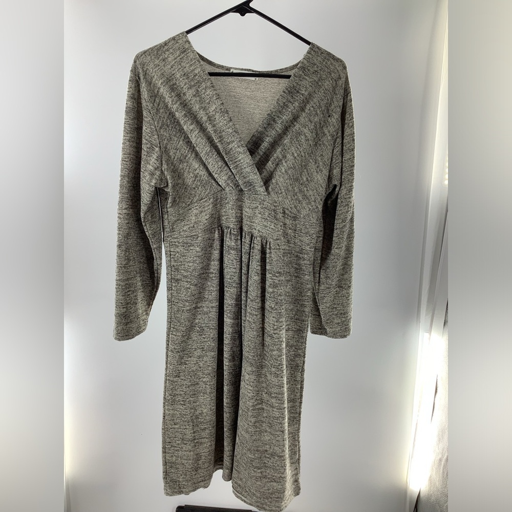 Jon & Anna sweater dress Size Xl gray ,cross neckline ,long sleeve ,flattering.